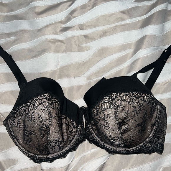 Secret Treasures Other - Black and Tan Laced Bra